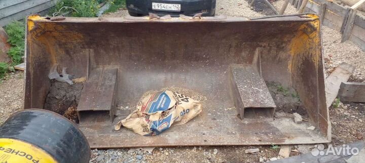 Фронтальный погрузчик XCMG LW300F, 2012