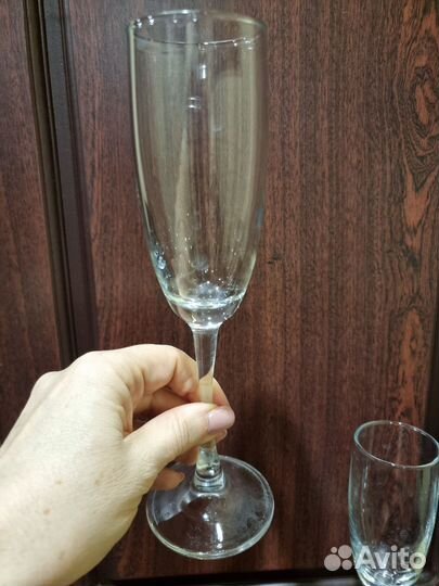 Бокалы для вина, шампанского