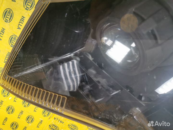 Стекло фары Outlander 2005 (1026)