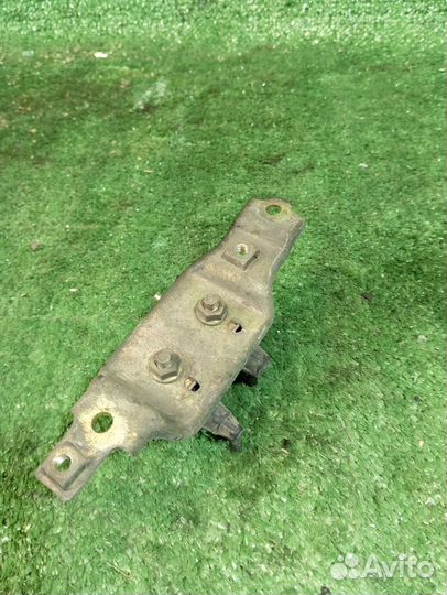 Клапан вакуумный Mitsubishi Carisma