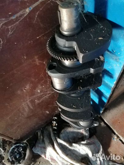 Головки блока смд60, колен вал, шатуны