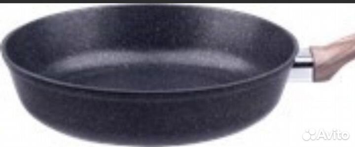 Сковорода для жарки с антипригарным покрытием