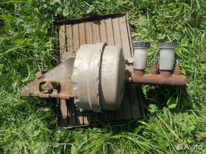 Вакуумный усилитель тормозов УАЗ