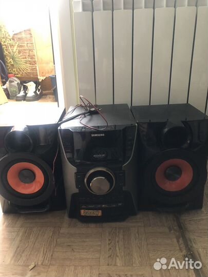 Музыкальный центр samsung giga sound