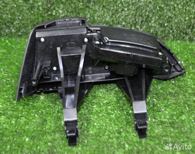 Блок кнопок Land Rover Дискавери 4 13D767-BC