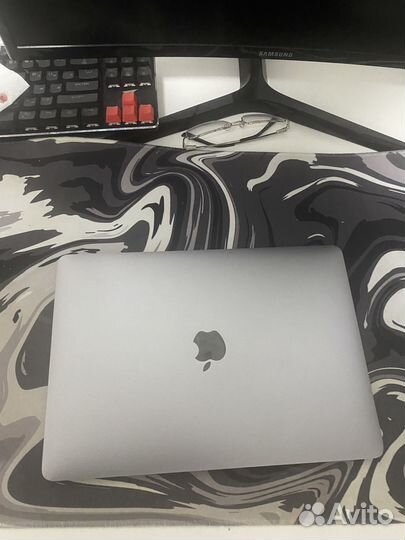 Macbook pro 13 2017 i7 512 гб