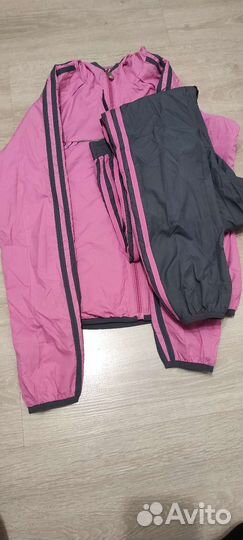 Новый Спортивный костюм