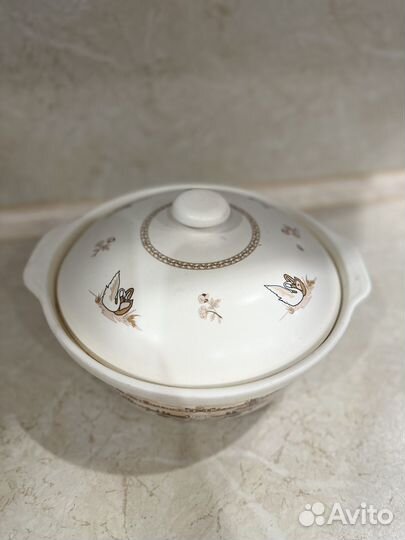 Керамическая кастрюля