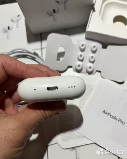 Наушники Apple AirPods Pro 2