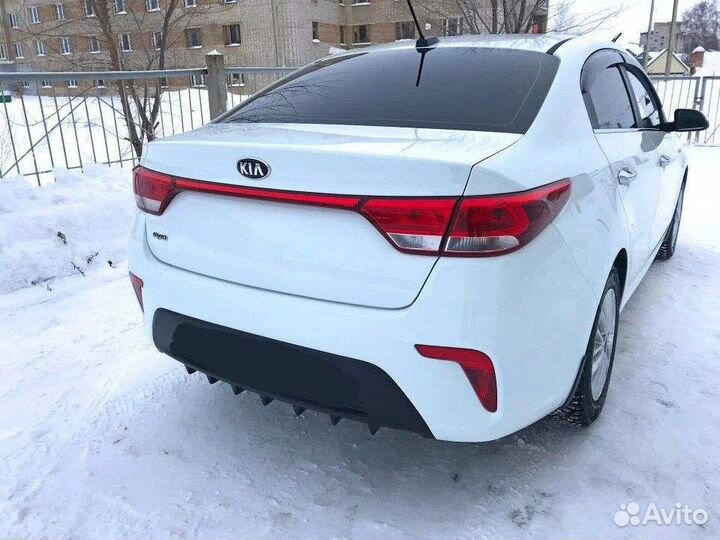 Диффузор на задний бампер универсальный