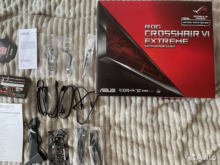 Материнская плата Asus ROG crosshair VI extreme