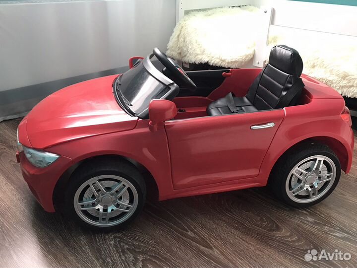 Электромобиль