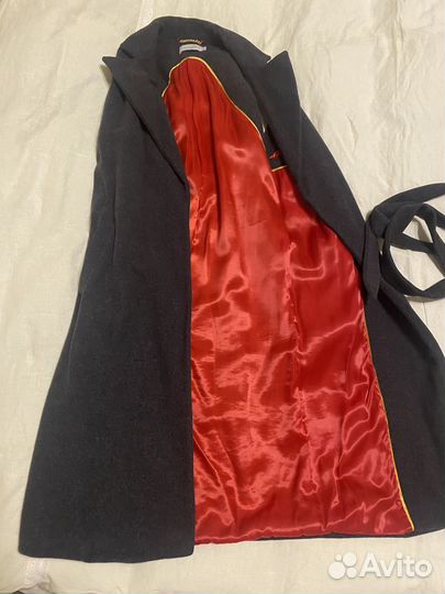 Пальто жилет 42-44 размер итальянская шерсть