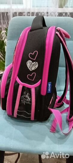 Рюкзак школьный для девочки отдам