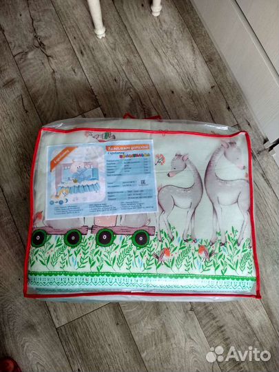 Набор в детскую кроватку