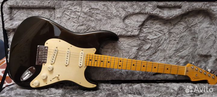 Fender American Ultra Stratocaster Texas Tea
