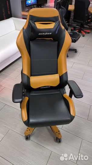 Компьютерное игровое кресло DXRacer OH/IS11/NC