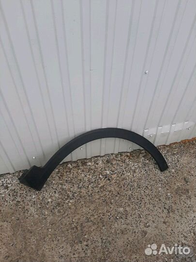 Kia sorento 3 накладка правая