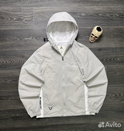 Ветровка Nike acg