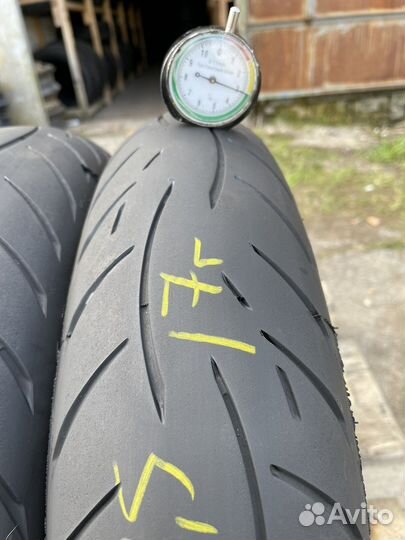 Metzeler Roadtec Z8 Interact 120/70 ZR17