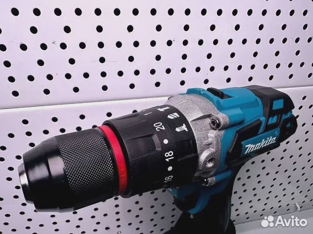 Набор инструментов Makita гайковерт 1100 н.м + лед