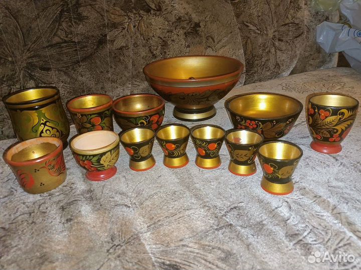 Деревянные ложки и посуда хохлома