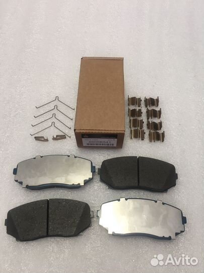 Передние тормозные колодки Mitsubishi