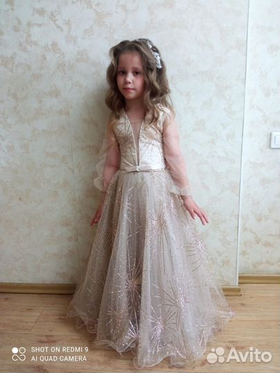Платье на девочку 6-8лет