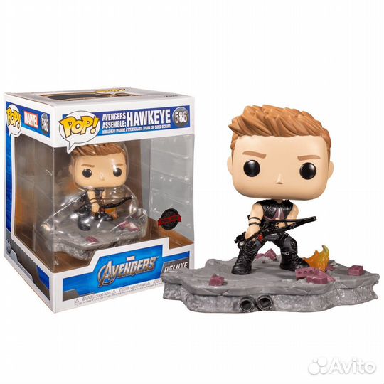 Фигурка Funko POP Deluxe Avengers Hawkeye 586