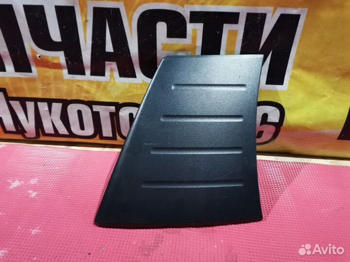 Накладка на крыло прав. зад. toyota passo