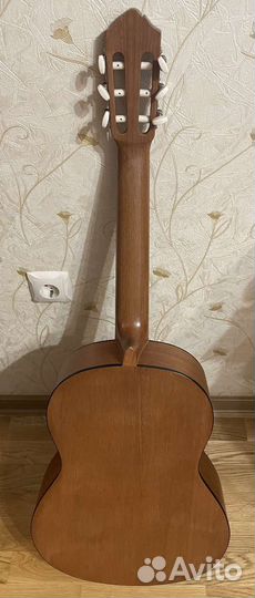 Классическая гитара yamaha c40m