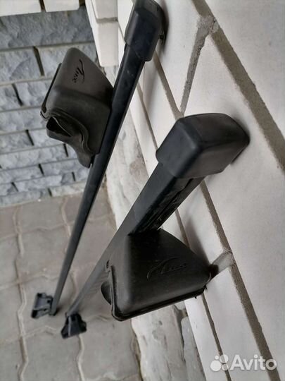 Богажник на Лада Иксрей