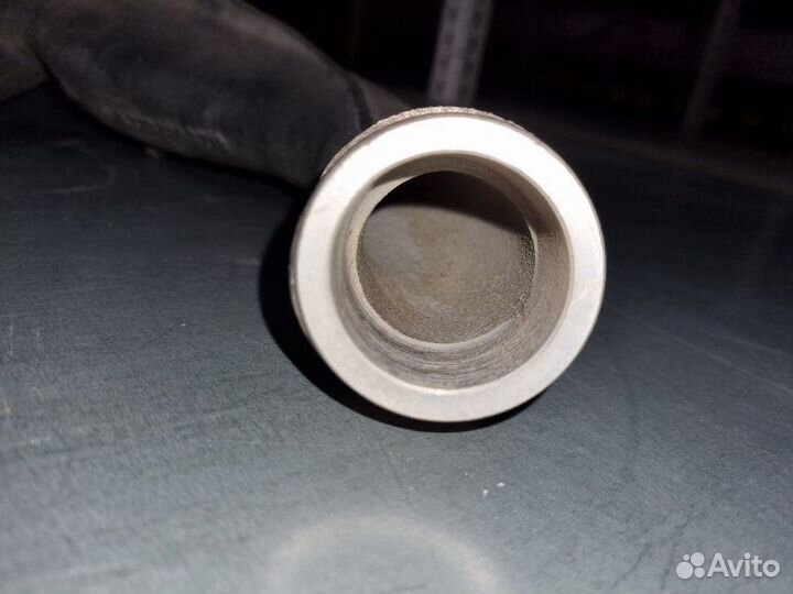 Трубка системы охлаждения Mercedes-Benz W221