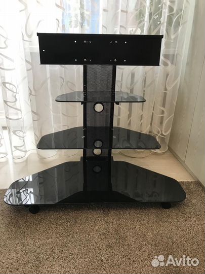 Стеклянная тумба под тв с кронштейном