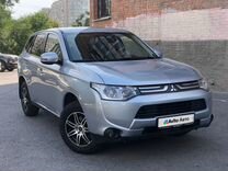 Mitsubishi Outlander 2.0 CVT, 2012, 207 000 км, с пробегом, цена 1 430 000 руб.