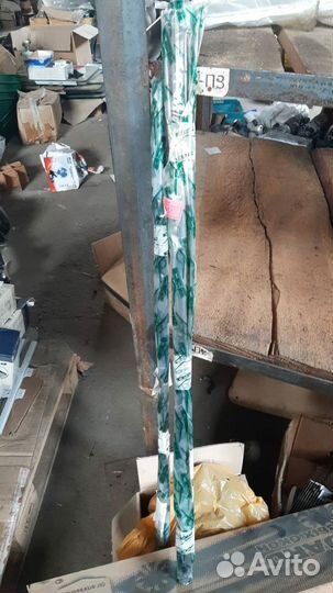 Стойка УАЗ-452 стекла опускного прав/лев в сборе