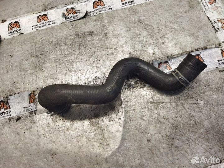 Патрубок системы охлаждения Ford Focus 3 хетчбэк