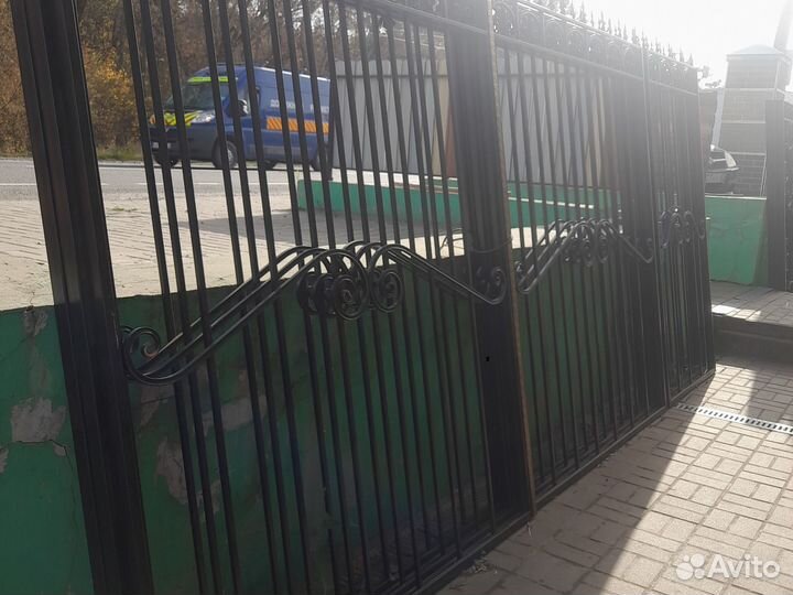 Кованые ворота и калитки в наличии