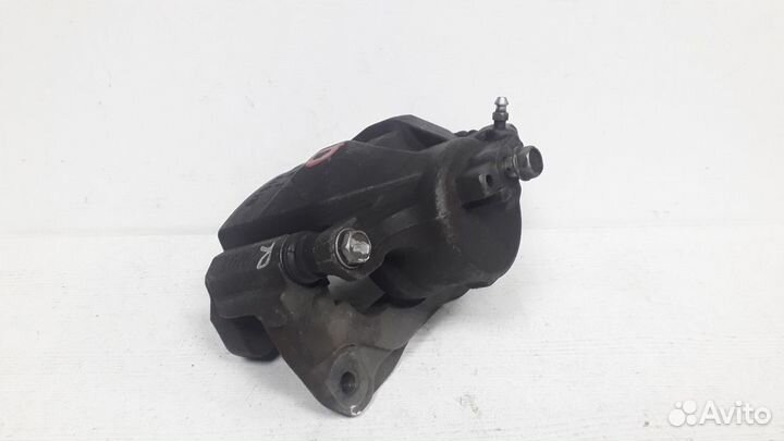 Суппорт передний правый Toyota, Lexus Camry V30 20