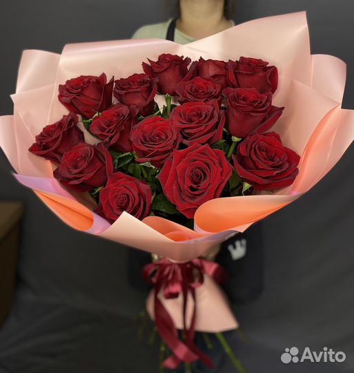 Розы красные