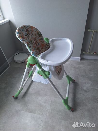 Стульчик для кормления babyton на брони