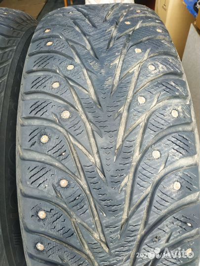 Yokohama IceGuard Stud IG65 235/65 R17 108T