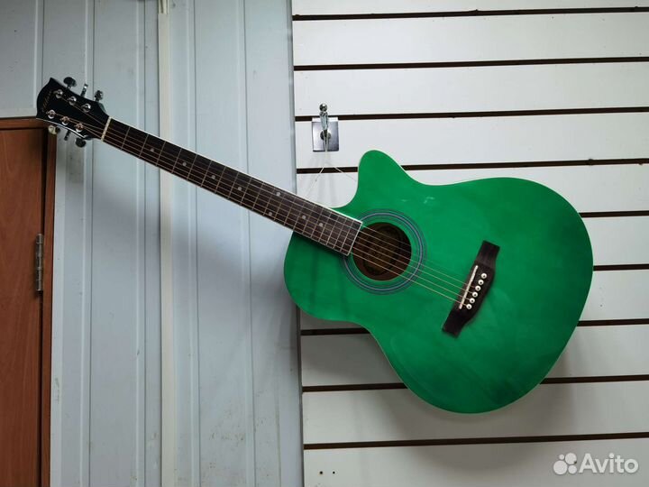 Акустическая гитара Elitaro E4010