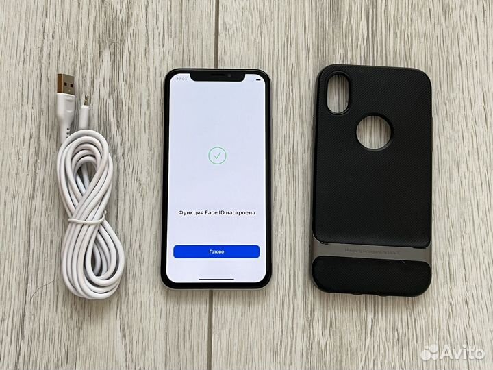 iPhone X, 256 ГБ