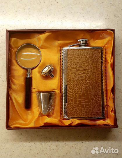 Набор с флягой подарочный