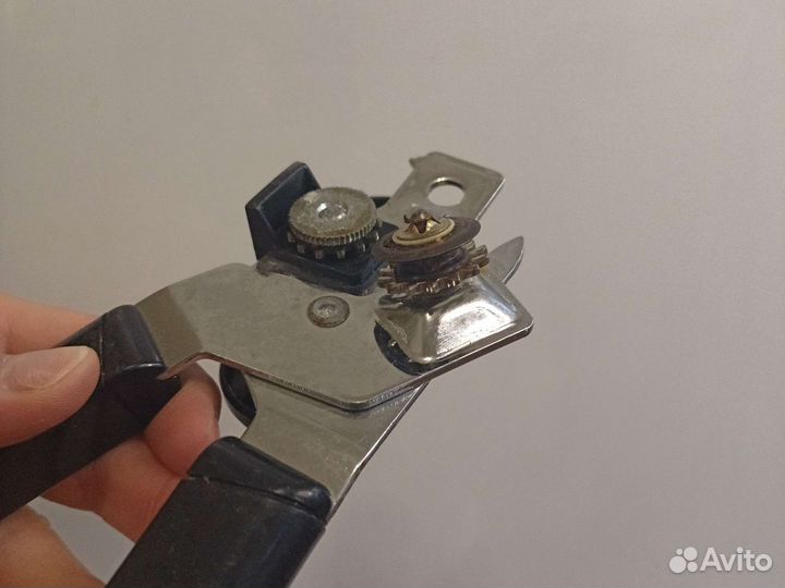 Консервный нож открывалка открывашка для банок