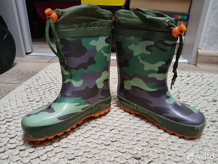 Детские резиновые сапоги