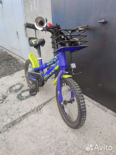 Детский велосипед бу 16