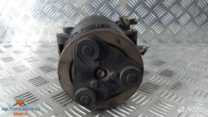 Компрессор кондиционера Ford C-Max рест. 2008