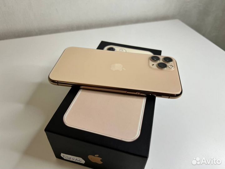 iPhone 11 Pro, 64 ГБ